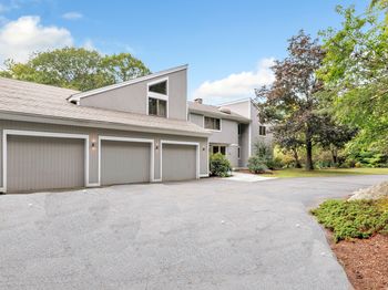 28 Strawberry Lane