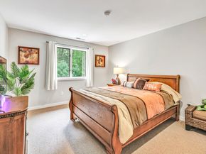 28 Strawberry Lane, Shelton CT 06484