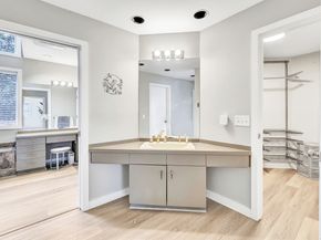 28 Strawberry Lane, Shelton CT 06484