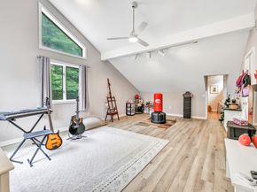 28 Strawberry Lane, Shelton CT 06484