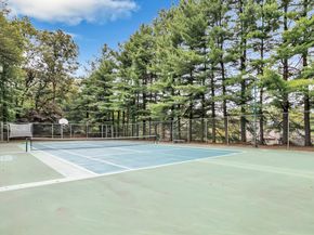 28 Strawberry Lane, Shelton CT 06484