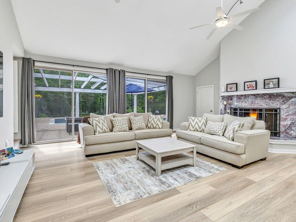 28 Strawberry Lane, Shelton CT 06484