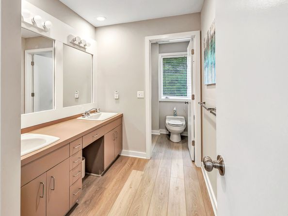 28 Strawberry Lane, Shelton CT 06484