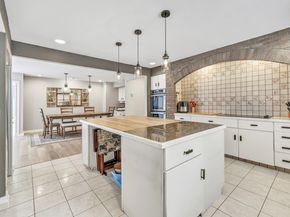 28 Strawberry Lane, Shelton CT 06484