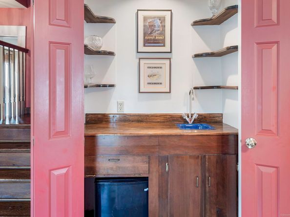 180 Summer Street, New Canaan CT 06840