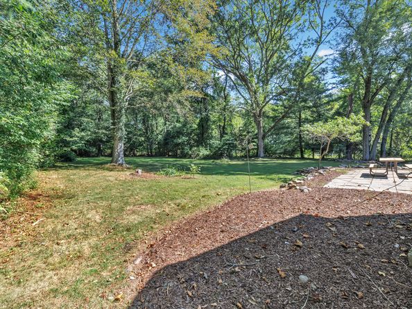17 Old Orchard Lane, Trumbull CT 06611