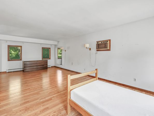 17 Old Orchard Lane, Trumbull CT 06611