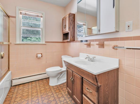 17 Old Orchard Lane, Trumbull CT 06611