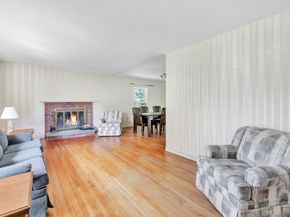 17 Old Orchard Lane, Trumbull CT 06611
