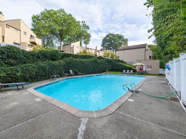 100 Hope Street 8, Stamford CT 06906