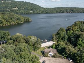 4 Harbour View Drive, New Fairfield CT 06812