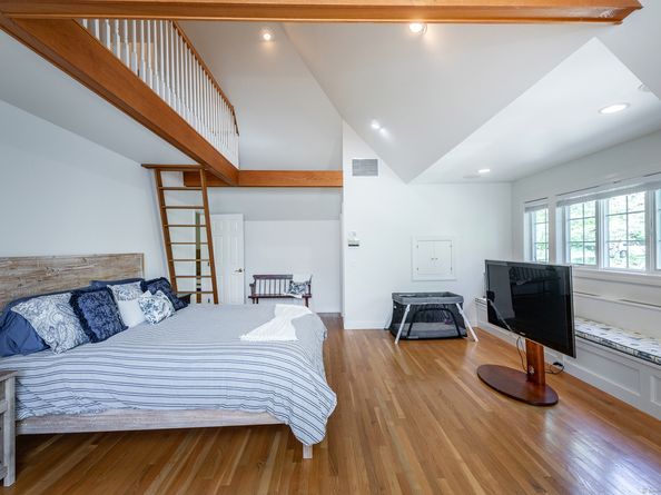 4 Harbour View Drive, New Fairfield CT 06812