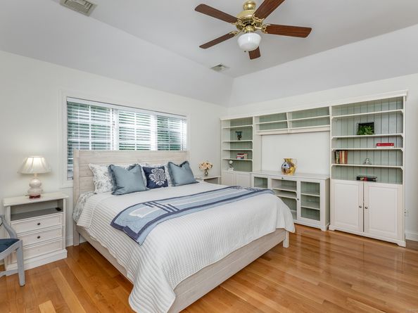 4 Harbour View Drive, New Fairfield CT 06812