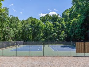 4 Harbour View Drive, New Fairfield CT 06812