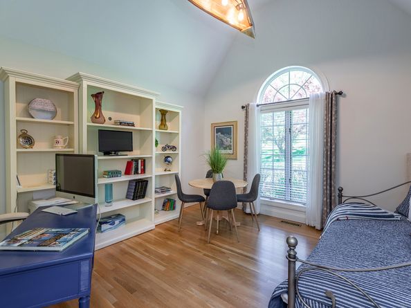 4 Harbour View Drive, New Fairfield CT 06812