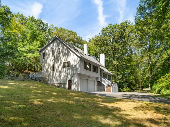 100 Old Mill Lane, Stamford CT 06902
