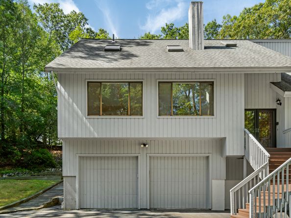 100 Old Mill Lane, Stamford CT 06902