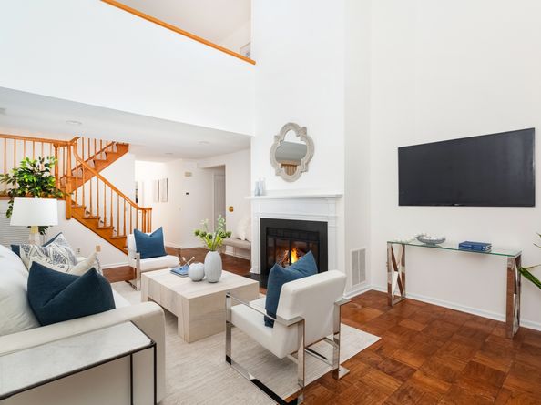 144 Lansdowne 144, Westport CT 06880