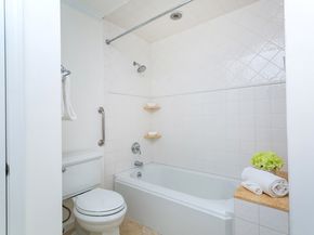 144 Lansdowne 144, Westport CT 06880