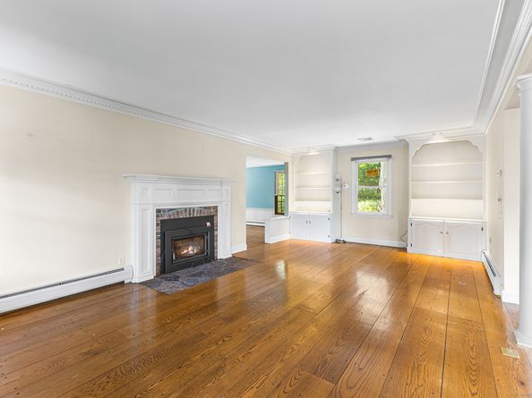 104 Putting Green Road, Fairfield CT 06825