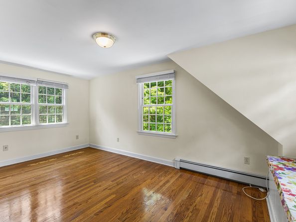 104 Putting Green Road, Fairfield CT 06825