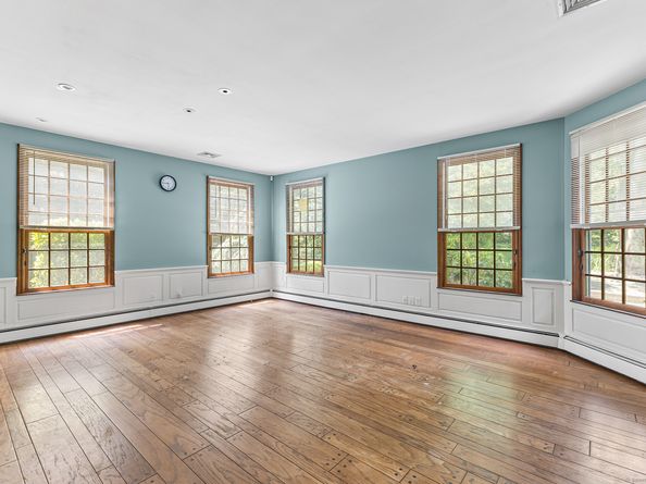 104 Putting Green Road, Fairfield CT 06825
