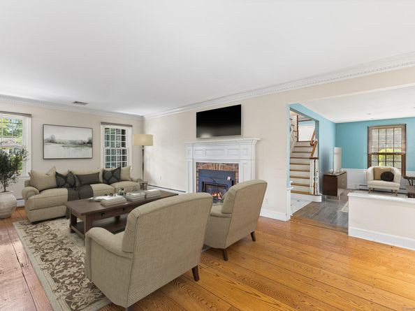 104 Putting Green Road, Fairfield CT 06825