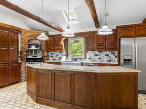 104 Putting Green Road, Fairfield CT 06825