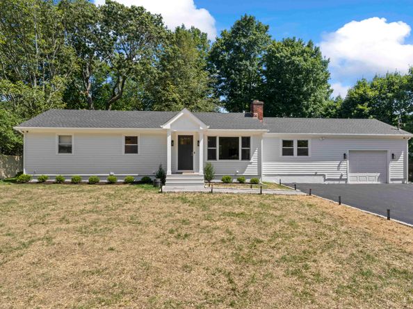 9 Arnold Lane, Norwalk CT 06853
