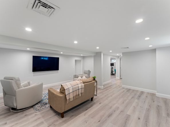 9 Arnold Lane, Norwalk CT 06853