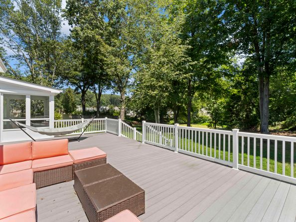 9 Arnold Lane, Norwalk CT 06853