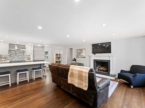 9 Arnold Lane, Norwalk CT 06853