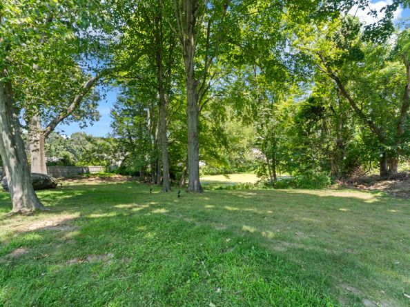 9 Arnold Lane, Norwalk CT 06853