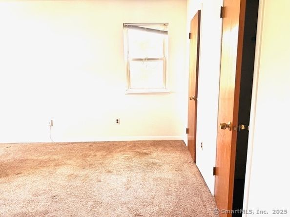 29 Van Buren Avenue APT I1, Norwalk CT 06850