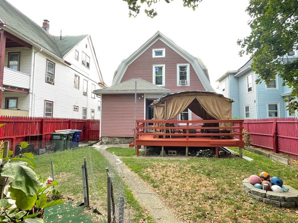 56 Pixlee Place, Bridgeport CT 06610