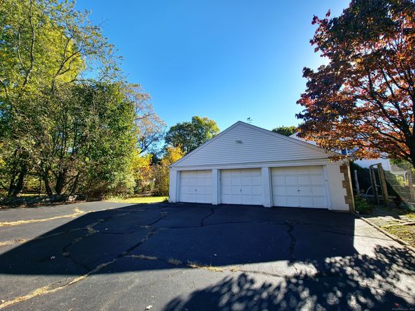 28 Fox Run Road, Norwalk CT 06850