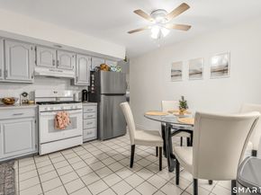 252 Bear Paw Road, Bridgeport CT 06606