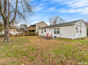 252 Bear Paw Road, Bridgeport CT 06606