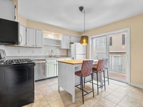 48 Strawberry Hill Avenue 11, Stamford CT 06902