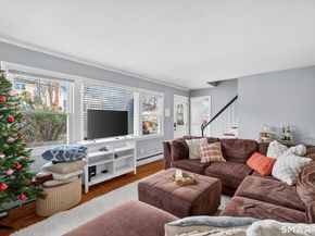 563 Lakeside Drive, Bridgeport CT 06606