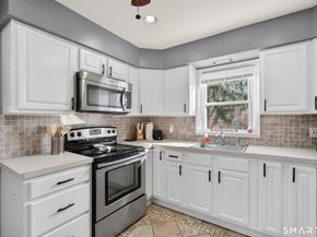 563 Lakeside Drive, Bridgeport CT 06606