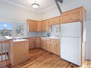 135 Comstock Hill Road, New Canaan CT 06840