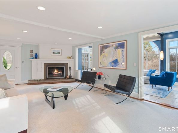 135 Comstock Hill Road, New Canaan CT 06840
