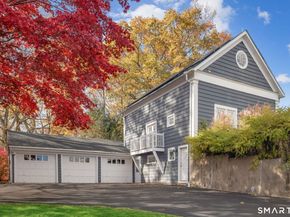 135 Comstock Hill Road, New Canaan CT 06840