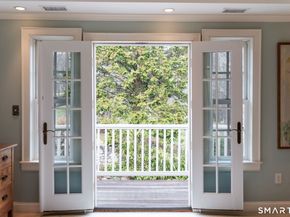 135 Comstock Hill Road, New Canaan CT 06840