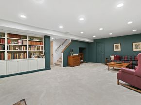 47 Bank Street 47, New Canaan CT 06840