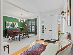 47 Bank Street 47, New Canaan CT 06840