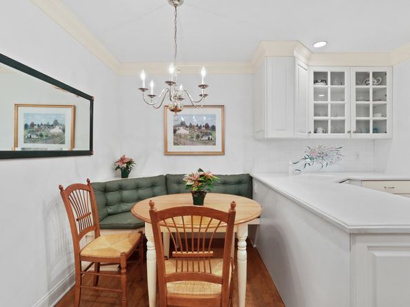 47 Bank Street 47, New Canaan CT 06840