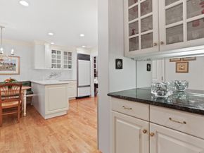 47 Bank Street 47, New Canaan CT 06840