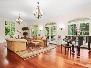 26 Pequot Lane, New Canaan CT 06840